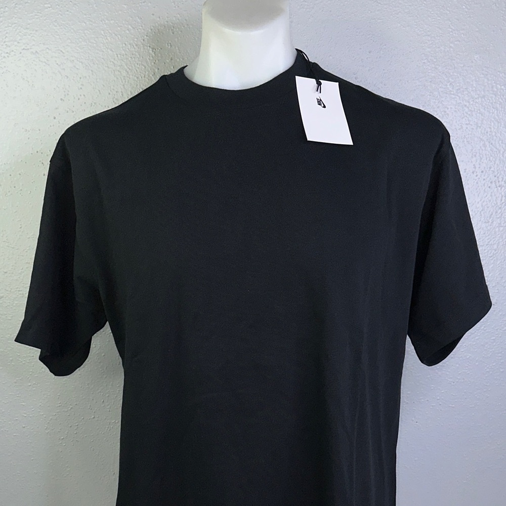 Nike Men's Black cotton SS Tee size Medium